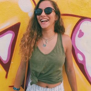 Meet your Posher, Daniela